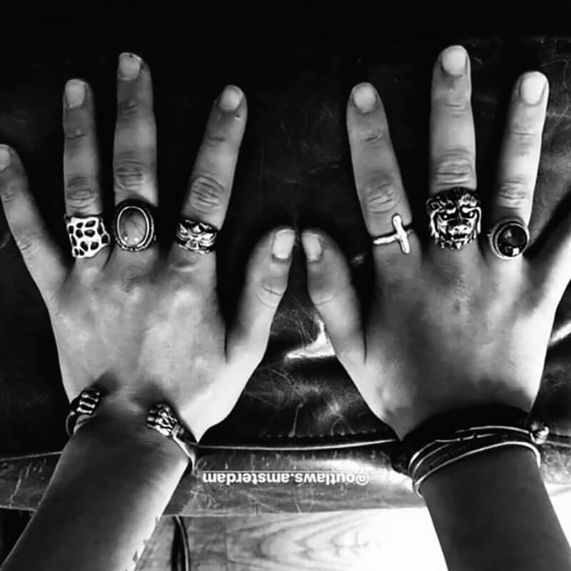 BLUE EYES. - 925 STERLING SILVER